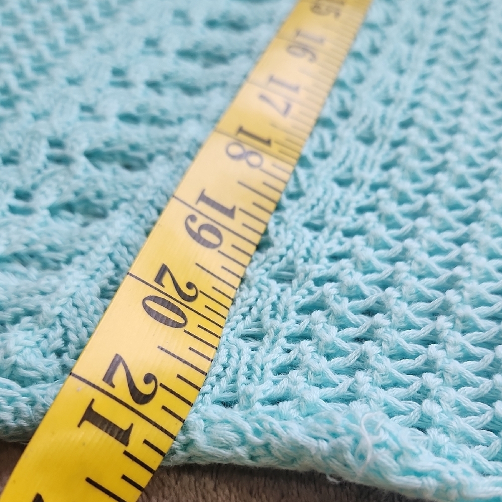 Aqua L-O-O-S-E Knit Women's Sweater: Beautiful. - Picture 6 of 6